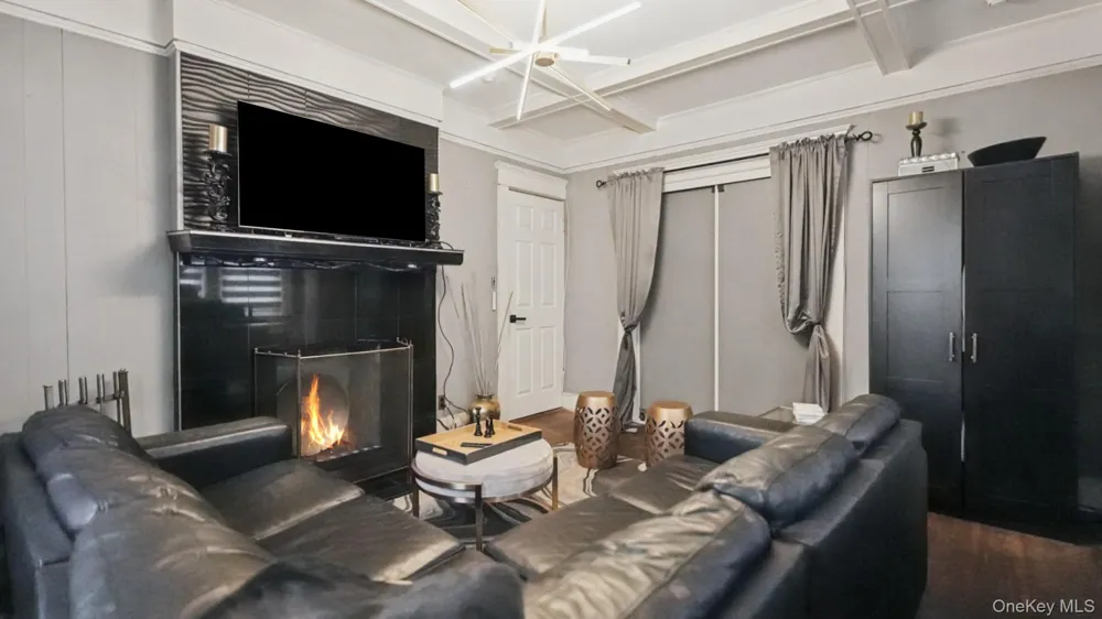 22 Mount Joy Place New Rochelle, NY 10801
