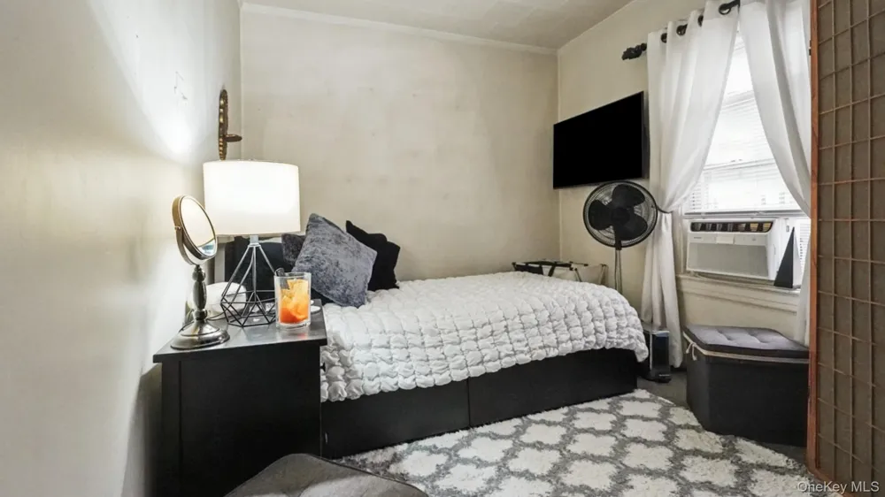22 Mount Joy Place New Rochelle, NY 10801