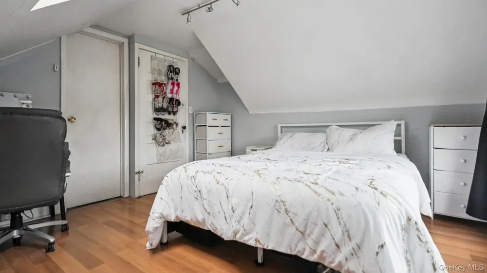 22 Mount Joy Place New Rochelle, NY 10801