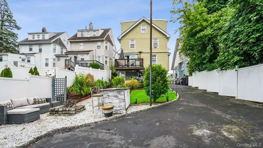 22 Mount Joy Place New Rochelle, NY 10801