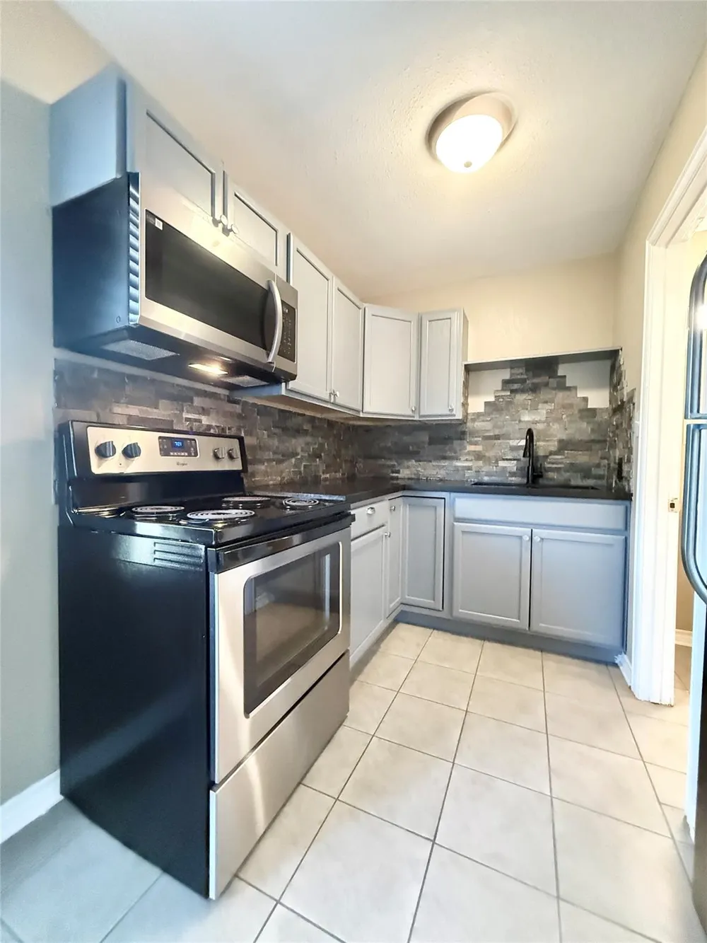 811 Avenue F #30 Freeport, TX 77541