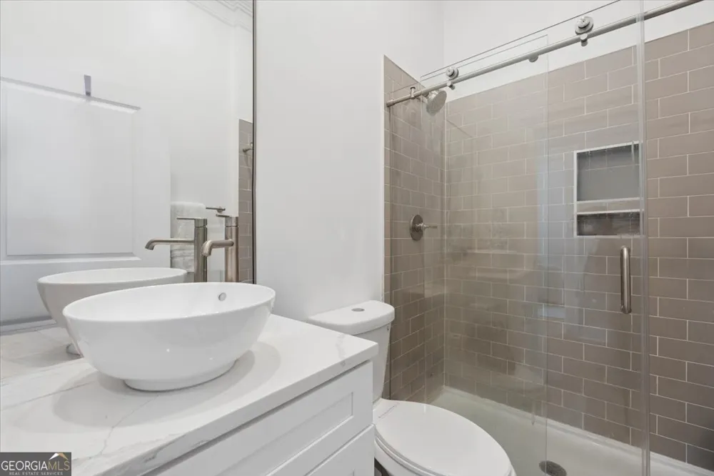 200 W Washington St, Unit B Madison, GA 30650