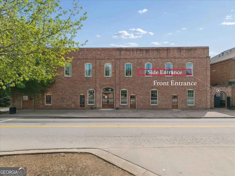 200 W Washington St, Unit B Madison, GA 30650