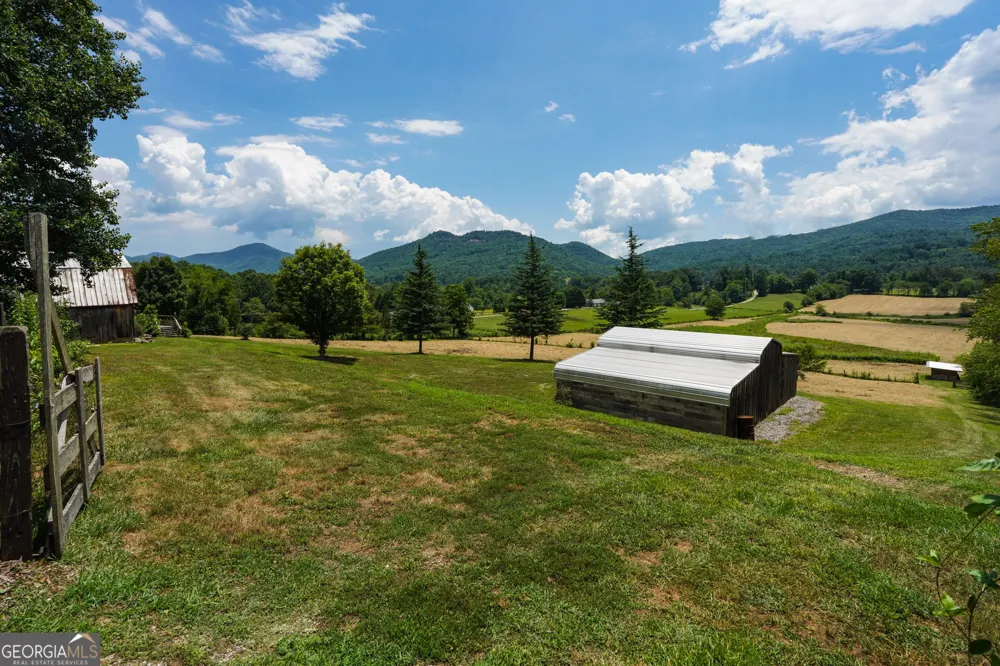 5192 Wolffork RD Rabun Gap, GA 30568