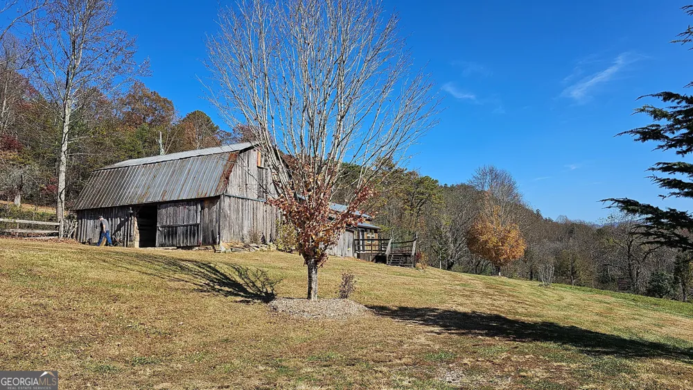 5192 Wolffork RD Rabun Gap, GA 30568