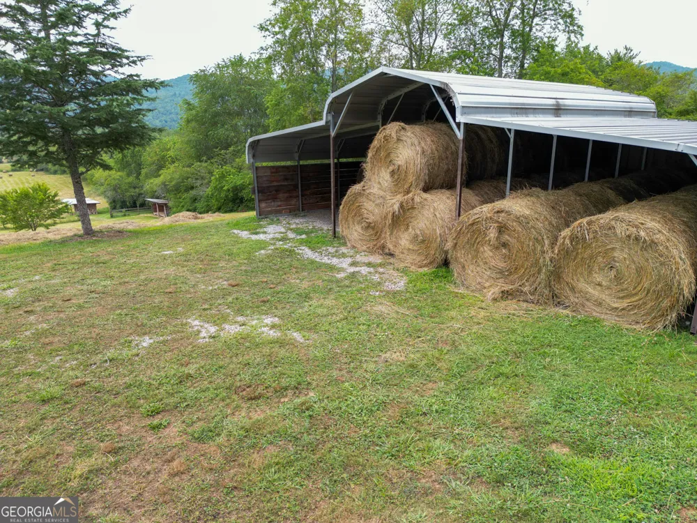 5192 Wolffork RD Rabun Gap, GA 30568