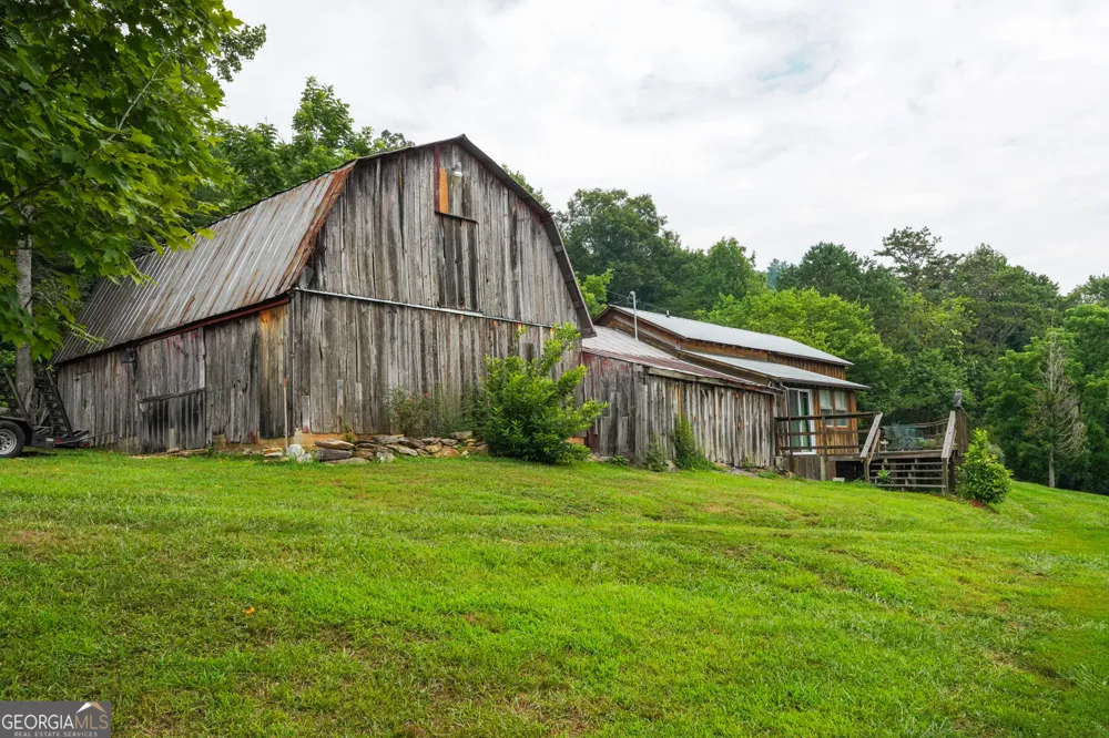 5192 Wolffork RD Rabun Gap, GA 30568