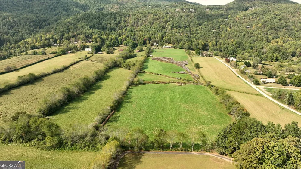 5192 Wolffork RD Rabun Gap, GA 30568
