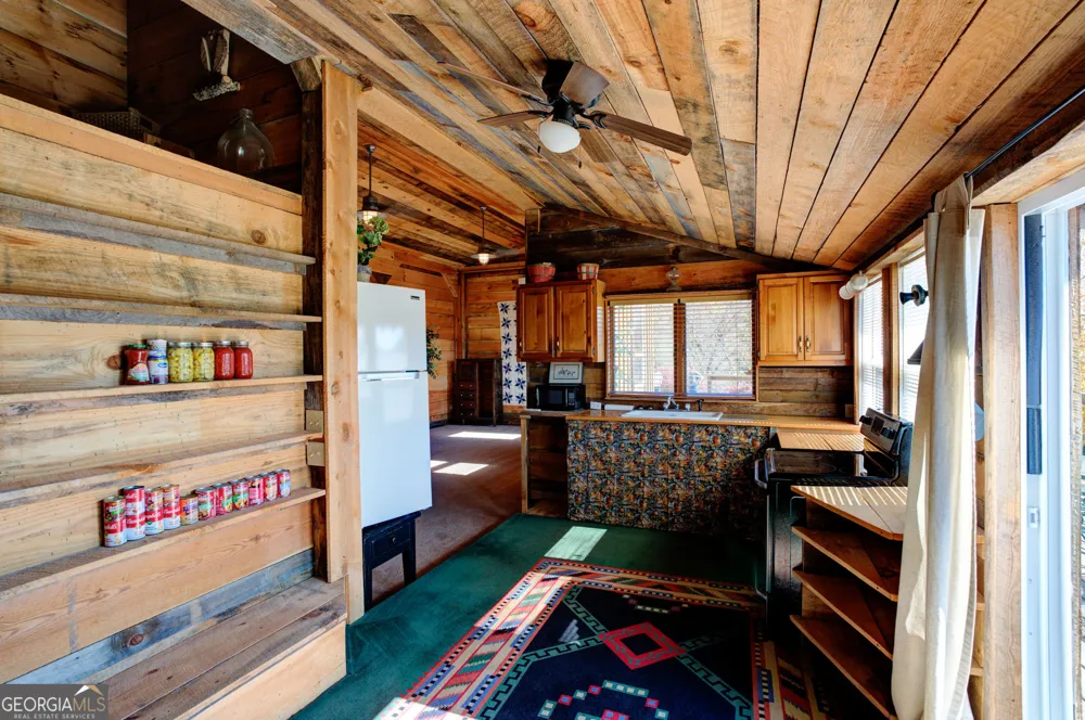 5192 Wolffork RD Rabun Gap, GA 30568