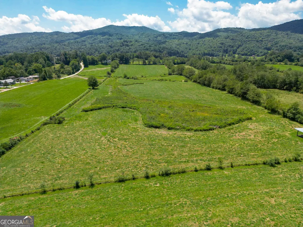 5192 Wolffork RD Rabun Gap, GA 30568