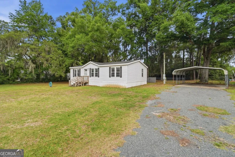 131 Harvey RD Brunswick, GA 31525