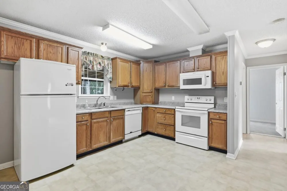 131 Harvey RD Brunswick, GA 31525