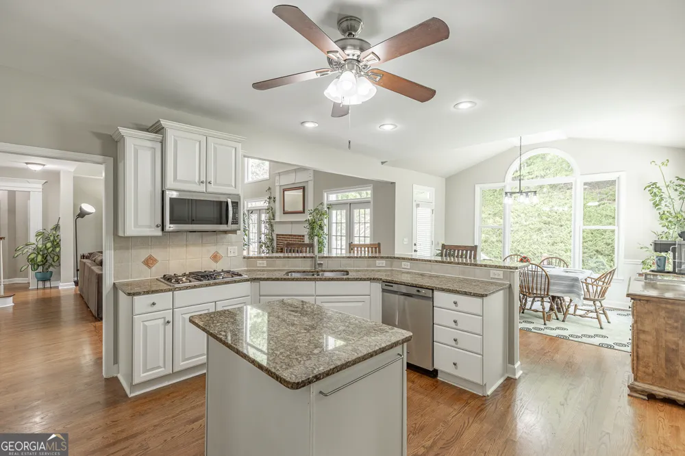 272 Lostwood TRL Sugar Hill, GA 30518