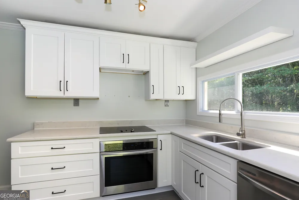 1186 E Tugalo ST Toccoa, GA 30577