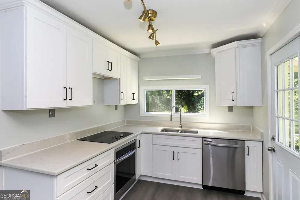 1186 E Tugalo ST Toccoa, GA 30577