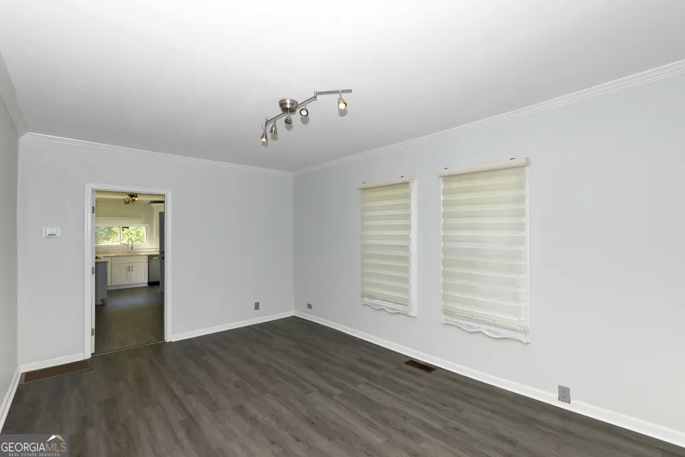 1186 E Tugalo ST Toccoa, GA 30577