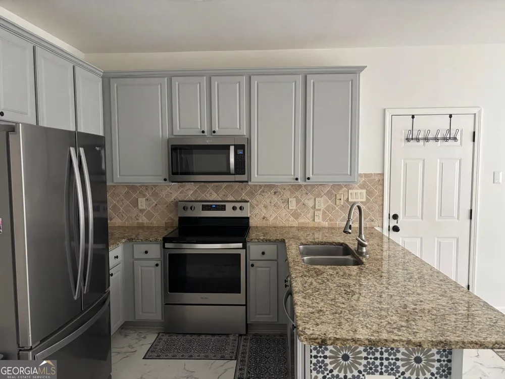 300 Harcourt PL Peachtree City, GA 30269