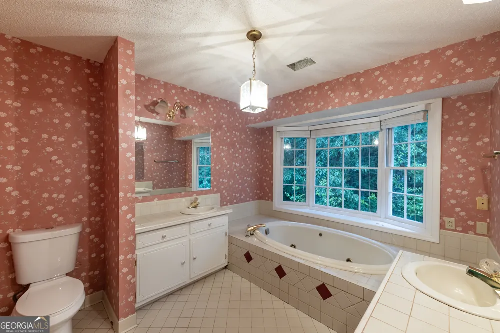 124 David DR Thomaston, GA 30286