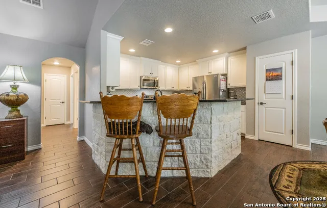 1421 Cottonwood Rd Fischer, TX 78623