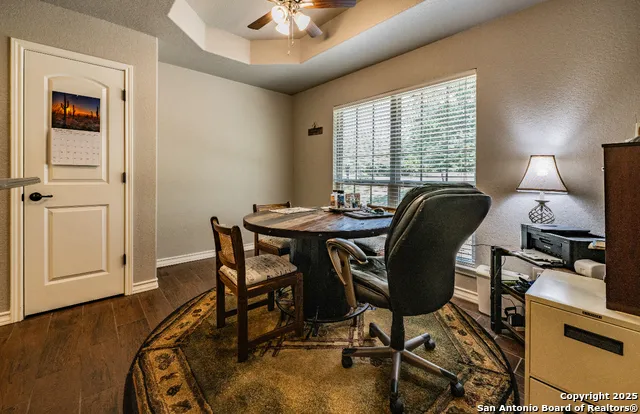 1421 Cottonwood Rd Fischer, TX 78623