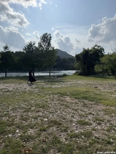 00 Lake View Camp Wood, TX 78833