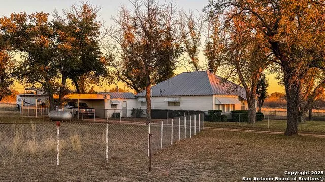5040 W State Hwy 29 Mason, TX 76856