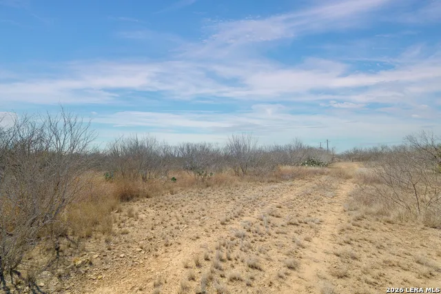 1826 County Road 2537 Moore, TX 78057