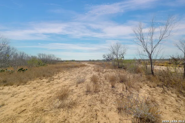 1826 County Road 2537 Moore, TX 78057