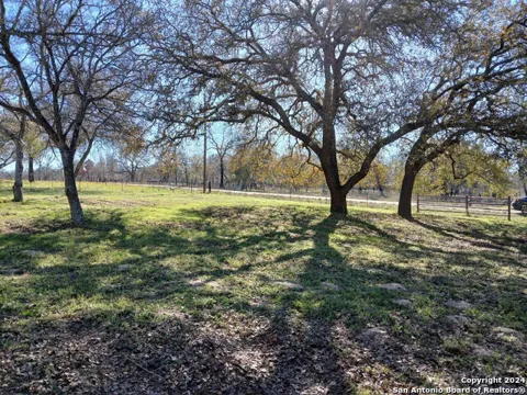 286 county road 6876