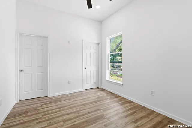 1130 Hidden Fawn Unit 1 Canyon Lake, TX 78133