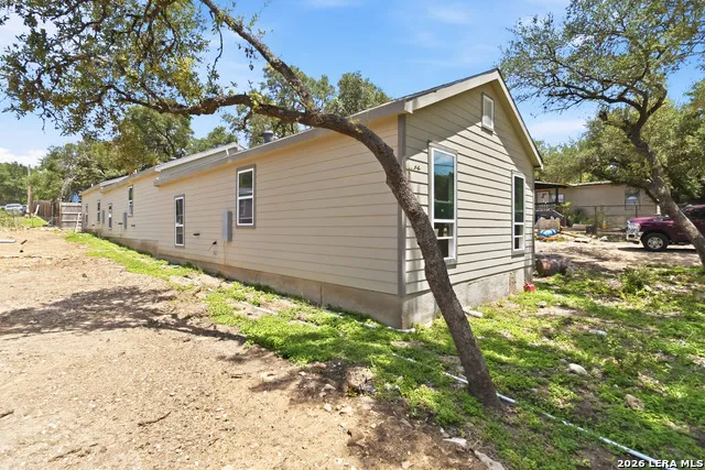 1130 Hidden Fawn Unit 1 Canyon Lake, TX 78133