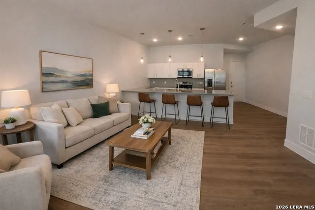 330 E Carson Unit 3101 San Antonio, TX 78208