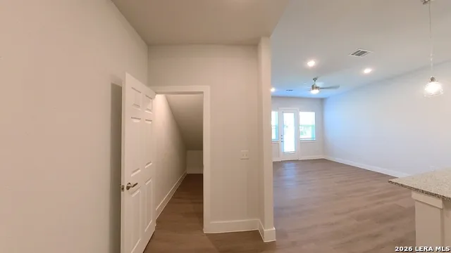 330 E Carson Unit 3101 San Antonio, TX 78208