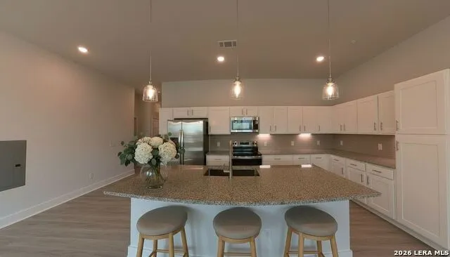 330 E Carson Unit 2101 San Antonio, TX 78208
