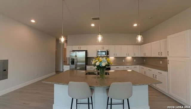 330 E Carson Unit 2101 San Antonio, TX 78208