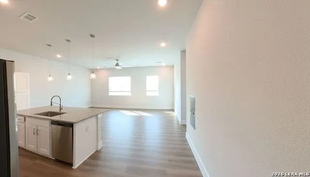 330 E Carson Unit 2101 San Antonio, TX 78208