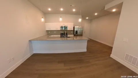 330 E Carson Unit 3103