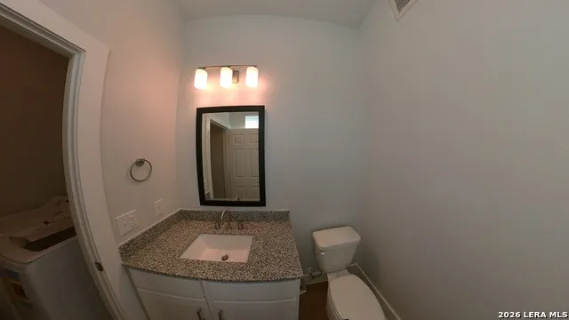 330 E Carson Unit 3103 San Antonio, TX 78208
