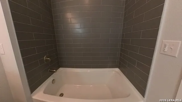 330 E Carson Unit 3103 San Antonio, TX 78208