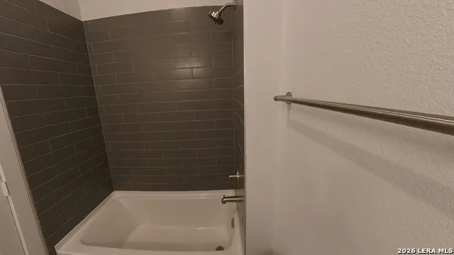 330 E Carson Unit 3103 San Antonio, TX 78208