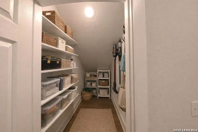330 E Carson Unit 3103 San Antonio, TX 78208