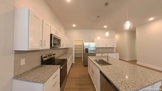 330 E Carson Unit 1203 San Antonio, TX 78208