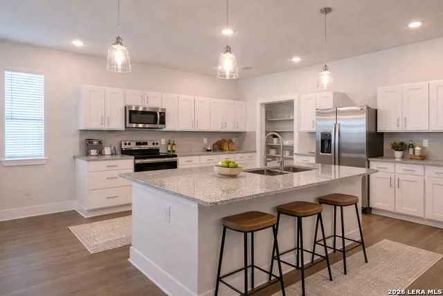 330 E Carson Unit 1201 San Antonio, TX 78208