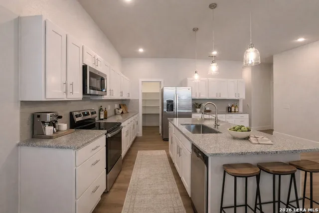 330 E Carson Unit 1201 San Antonio, TX 78208
