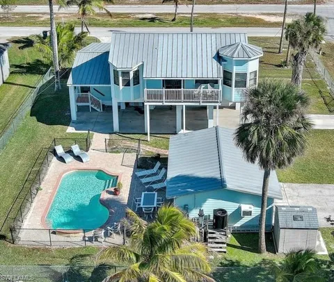 407 Copeland Avenue