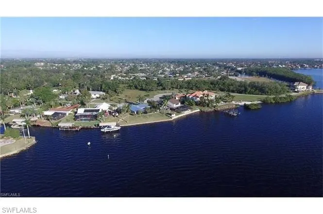 6 Fountain View Boulevard North Fort Myers, FL 33903