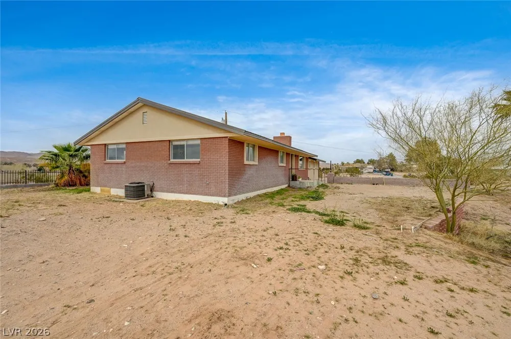 4050 Milky Way Circle Logandale, NV 89021
