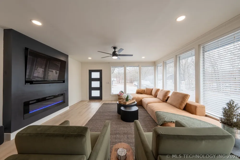 33501 S 4507 ROAD Afton, OK 74331