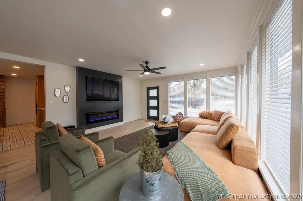 33501 S 4507 ROAD Afton, OK 74331