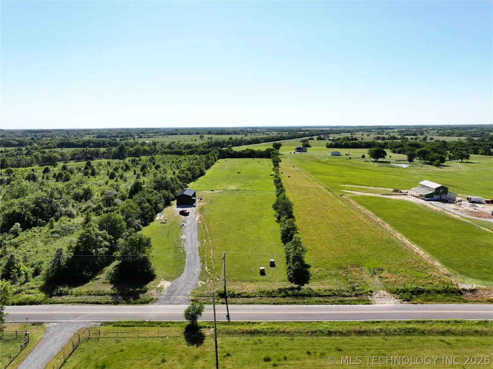 21802 4250 ROAD Porter, OK 74454